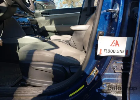 2020 Hyundai Elantra Value Edition from USA, damaged, VIN 5NPD84LF6LH543975